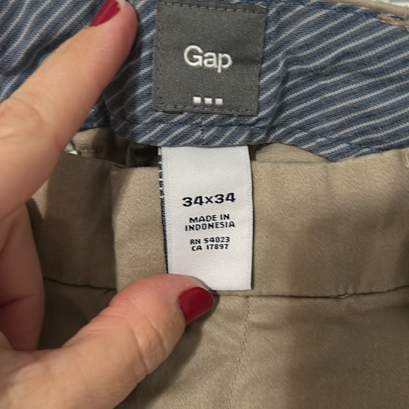 GAP Men’s Relaxed Fit Khaki Pants 34/34 - Picture 4 of 6